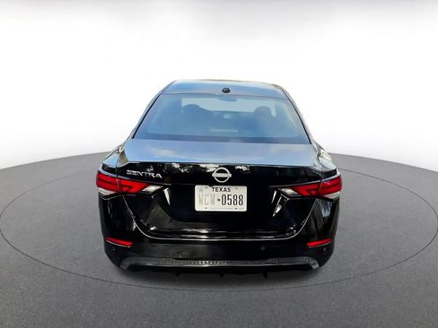 Used 2025 Nissan Sentra SV image 12