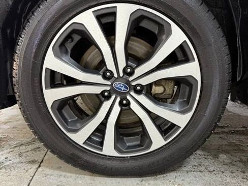 Used 2022 Subaru Forester Limited image 12