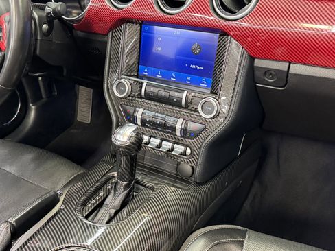 Used 2020 Ford Mustang Premium RWD image 21