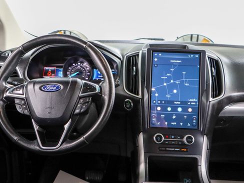 Used 2022 Ford Edge SEL image 17