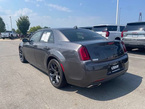 Used 2021 Chrysler 300 S RWD image 10