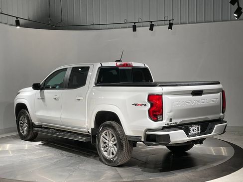 Used 2023 Chevrolet Colorado LT w/ LT Convenience Package II image 16
