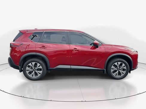 Used 2023 Nissan Rogue SV AWD/4WD image 2