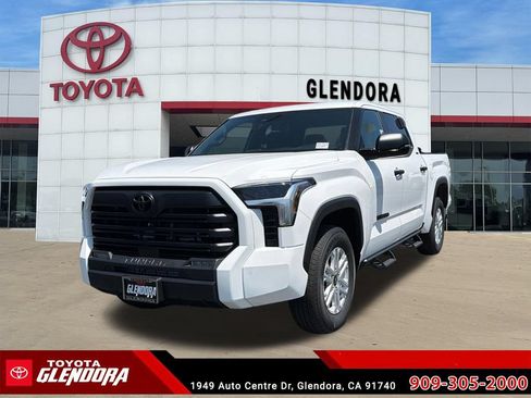 New 2026 Toyota Tundra SR5 RWD image 4