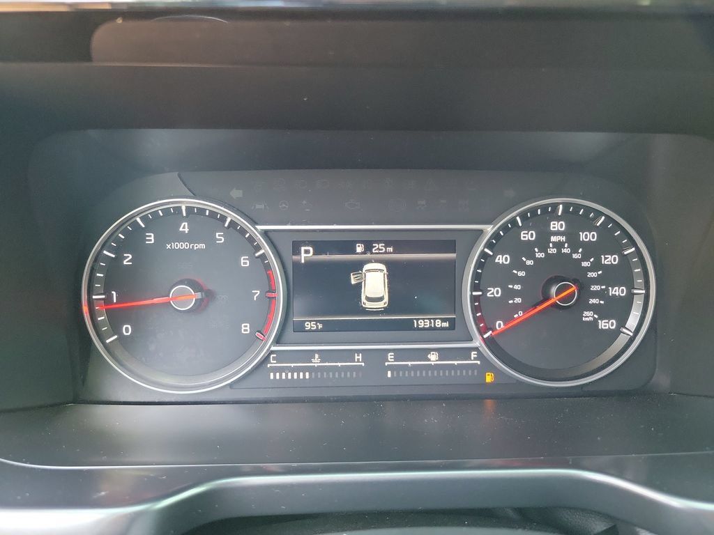 Used 2023 Kia Sorento LX FWD image 26