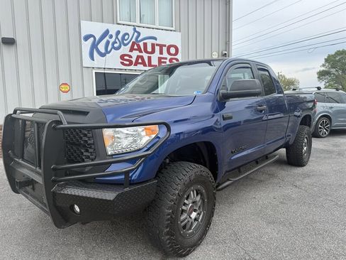 Used 2015 Toyota Tundra SR5 w/ TRD Off Road Package image 2