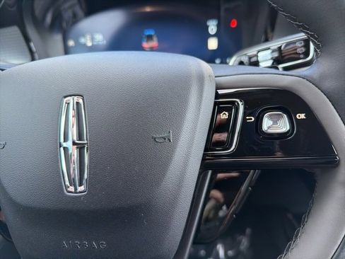 New 2026 Lincoln Corsair Premiere image 15