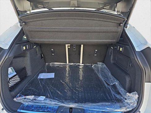 New 2025 Jaguar F-PACE R-Dynamic S image 12