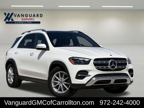 Used 2025 Mercedes-Benz GLE 350 4MATIC w/ Driver Assistance Package image 2