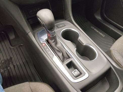 Used 2023 Chevrolet Equinox LT FWD image 26