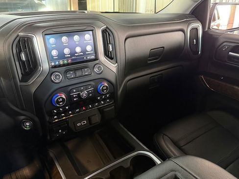 Used 2019 GMC Sierra 1500 Denali w/ Denali Ultimate Package AWD/4WD image 16