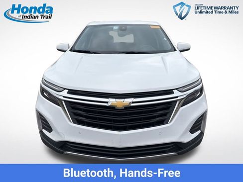 Used 2024 Chevrolet Equinox LT image 2