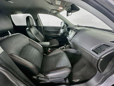 Used 2024 Mitsubishi Outlander Sport AWD image 28