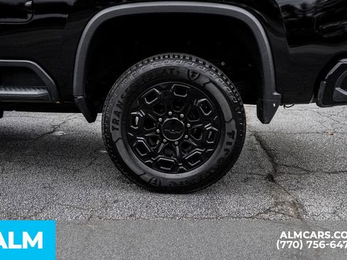 Used 2024 Chevrolet Silverado 3500 High Country image 16