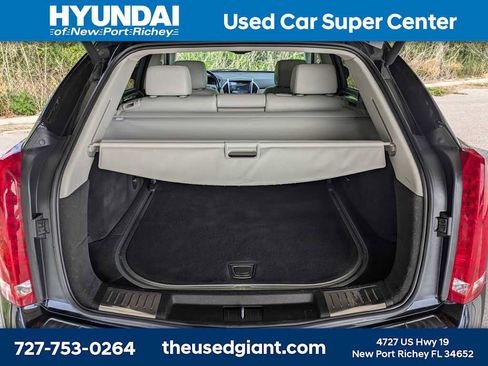 Used 2016 Cadillac SRX Luxury w/ Driver Awareness Package AWD/4WD image 12