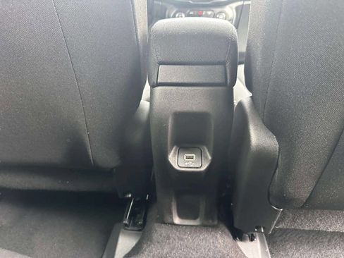 Used 2020 Jeep Renegade Latitude AWD/4WD image 22