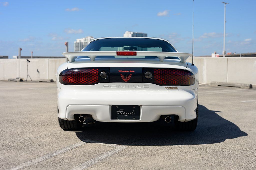 Used 2001 Pontiac Firebird Trans Am RWD image 8