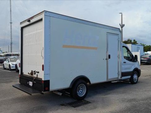 Used 2022 Ford Transit 350 DRW RWD image 8