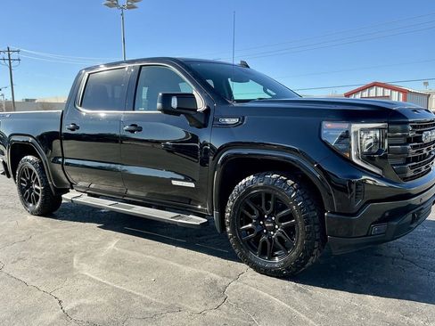 Used 2024 GMC Sierra 1500 Elevation w/ Elevation Premium Package image 6