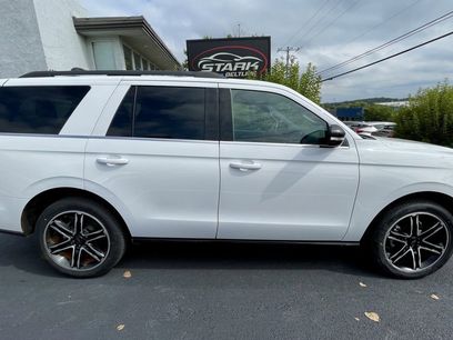 Used 2020 Ford Expedition Limited w/ Equipment Group 303A