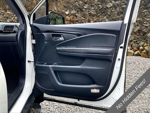 Used 2017 Honda Pilot Elite image 21
