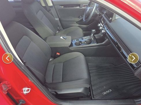 Used 2022 Honda Civic EX image 10