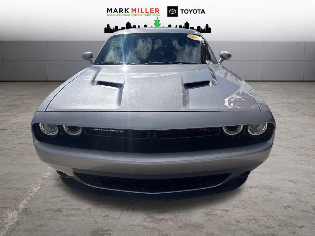 Used 2018 Dodge Challenger R/T w/ Driver Convenience Group RWD image 8
