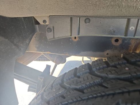 Used 2018 Nissan Titan SV w/ SV Convenience Package image 58