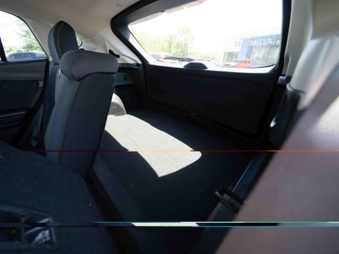 Used 2020 Subaru Crosstrek 2.0i Premium AWD/4WD image 24
