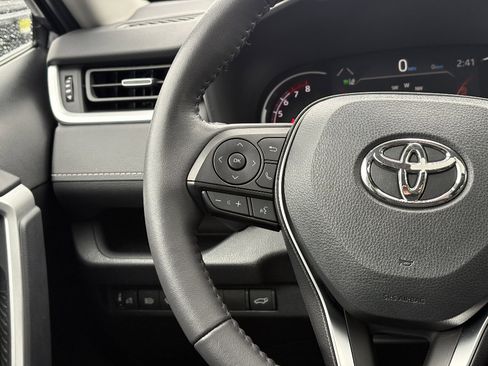 Used 2025 Toyota RAV4 XLE Premium w/ Weather Package AWD/4WD image 28