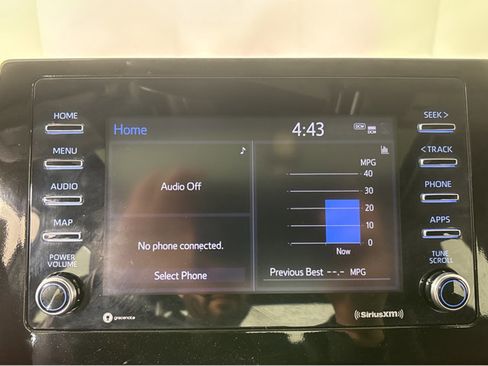 Used 2024 Toyota Camry SE image 7