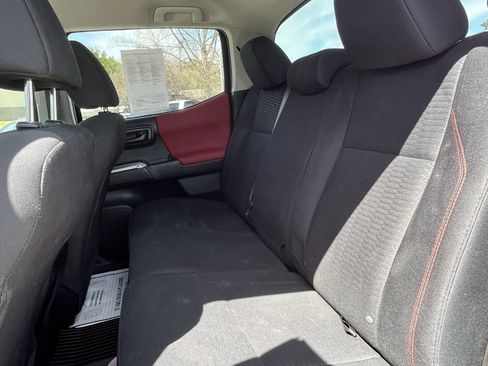 Used 2018 Toyota Tacoma SR5 image 16