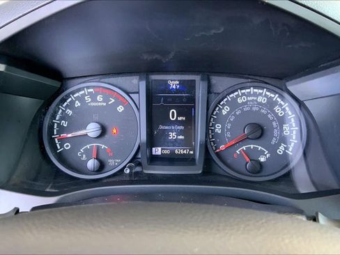 Used 2022 Toyota Tacoma SR RWD image 26
