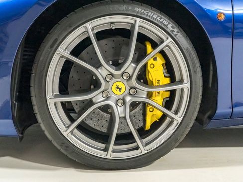 Used 2019 Ferrari 488 Spider image 22