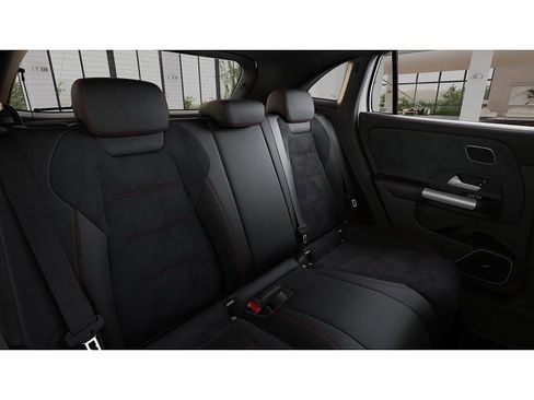 New 2025 Mercedes-Benz GLA 250 image 5