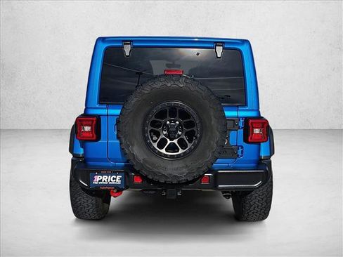 Used 2021 Jeep Wrangler Unlimited Rubicon w/ Xtreme Recon 35" Tire Package image 7