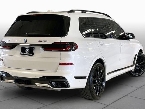 Used 2025 BMW X7 M60i AWD/4WD image 12