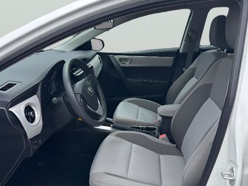 Used 2019 Toyota Corolla LE FWD image 7