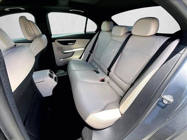 Used 2022 Mercedes-Benz C 300 Sedan image 28