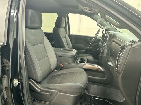 Used 2019 Chevrolet Silverado 1500 RST image 23