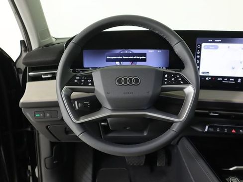New 2026 Audi Q3 quattro 2.0T AWD/4WD image 22