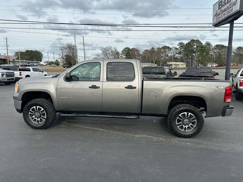 Used 2013 GMC Sierra 2500 W/T image 9