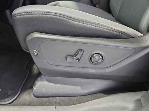 Used 2020 RAM 1500 Lone Star AWD/4WD image 17