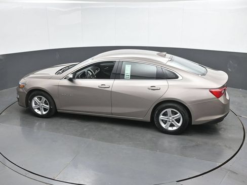 Used 2024 Chevrolet Malibu LT FWD image 38
