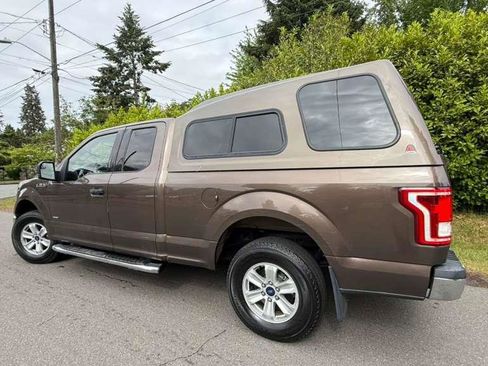 Used 2015 Ford F150 XLT w/ Equipment Group 301A Mid AWD/4WD image 11