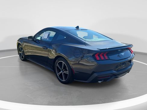 Used 2024 Ford Mustang Premium image 7