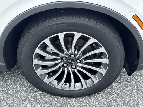 Used 2023 Lincoln Aviator Reserve w/ Equipment Group 201A RWD image 14