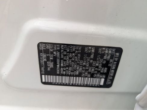 Used 2023 Nissan Rogue SV image 39