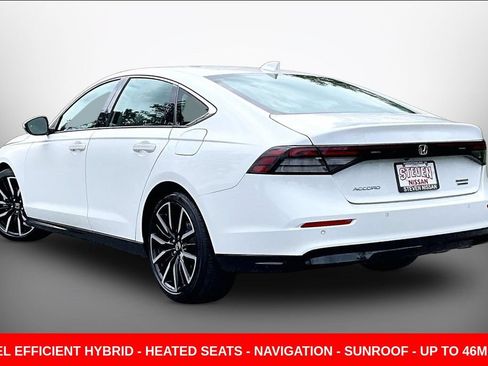 Used 2025 Honda Accord Touring image 4