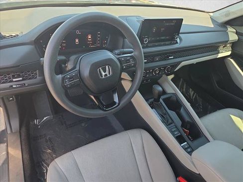 Used 2024 Honda Accord EX image 10